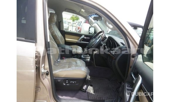Buy Import Toyota Land Cruiser Other Car in Import - Dubai in Baa Buy Import Toyota Land Cruiser Other Car in Import - Dubai in Baa