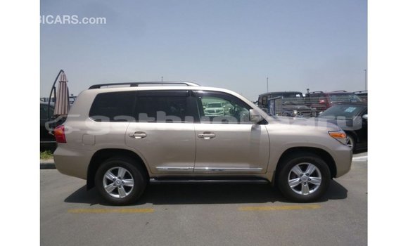 Buy Import Toyota Land Cruiser Other Car in Import - Dubai in Baa Buy Import Toyota Land Cruiser Other Car in Import - Dubai in Baa