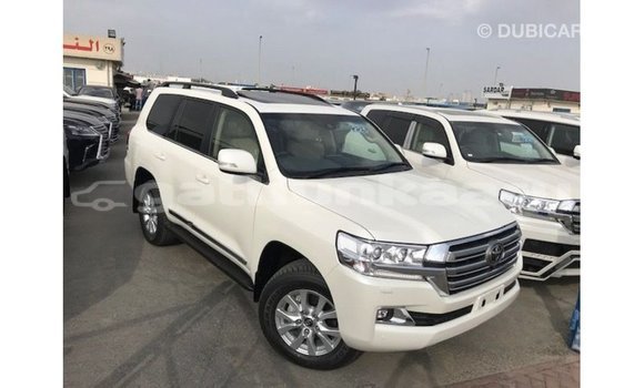 Buy Import Toyota Land Cruiser White Car in Import - Dubai in Baa Buy Import Toyota Land Cruiser White Car in Import - Dubai in Baa