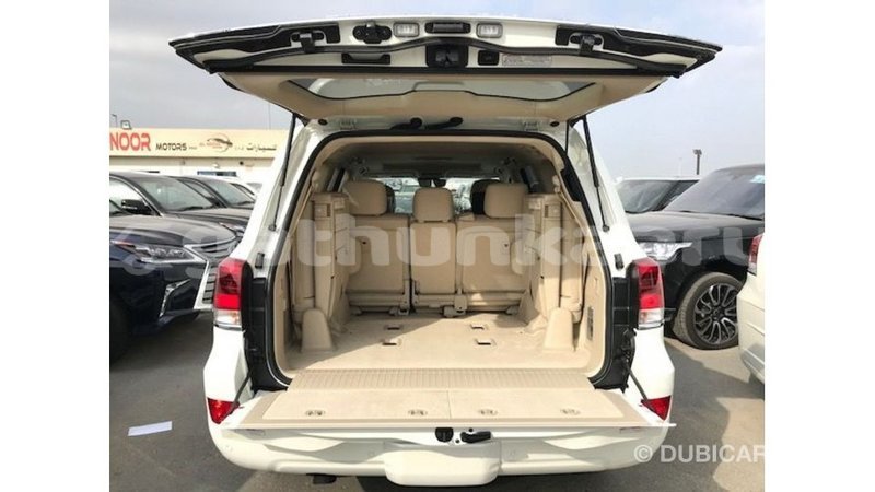Big with watermark toyota land cruiser baa import dubai 2415