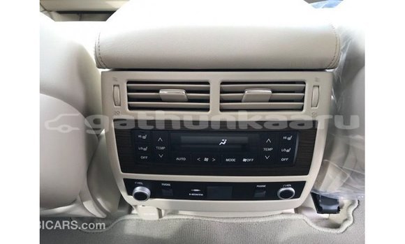 Buy Import Toyota Land Cruiser White Car in Import - Dubai in Baa Buy Import Toyota Land Cruiser White Car in Import - Dubai in Baa
