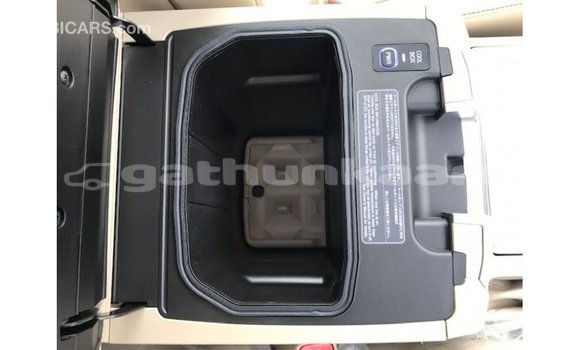Buy Import Toyota Land Cruiser White Car in Import - Dubai in Baa Buy Import Toyota Land Cruiser White Car in Import - Dubai in Baa