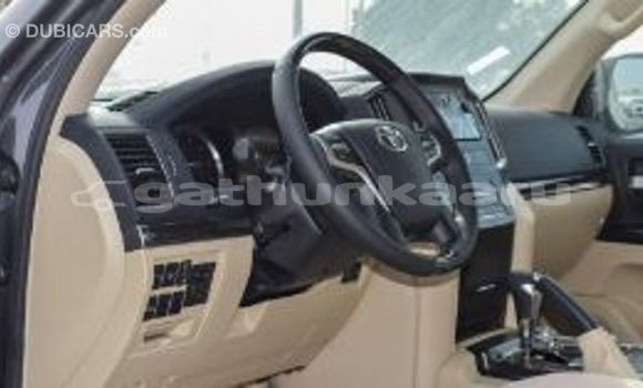 Buy Import Toyota Land Cruiser Other Car in Import - Dubai in Baa Buy Import Toyota Land Cruiser Other Car in Import - Dubai in Baa