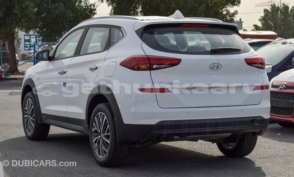 Buy Import Hyundai Tucson White Car in Import - Dubai in Baa Buy Import Hyundai Tucson White Car in Import - Dubai in Baa