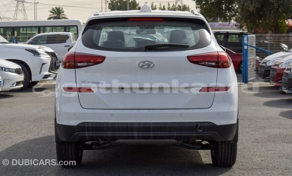 Buy Import Hyundai Tucson White Car in Import - Dubai in Baa Buy Import Hyundai Tucson White Car in Import - Dubai in Baa