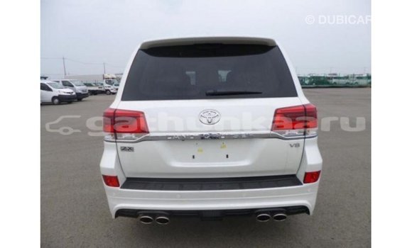Buy Import Toyota Land Cruiser White Car in Import - Dubai in Baa Buy Import Toyota Land Cruiser White Car in Import - Dubai in Baa