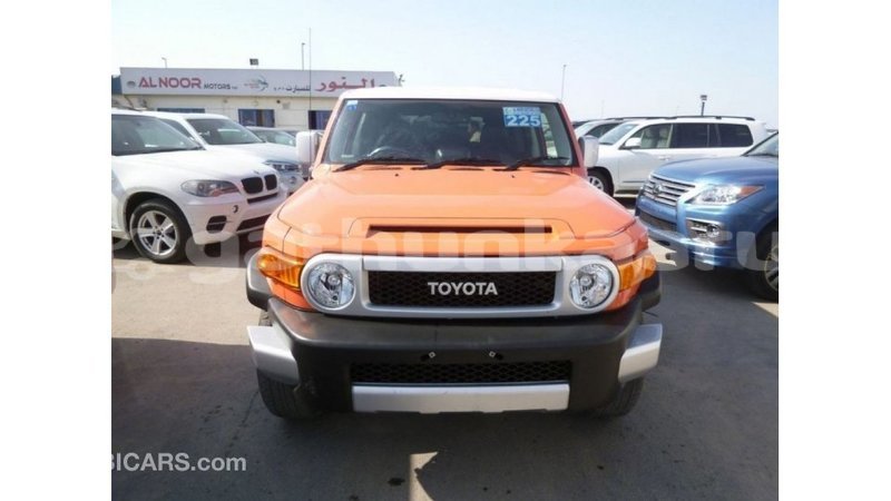 Big with watermark toyota fj cruiser baa import dubai 2426