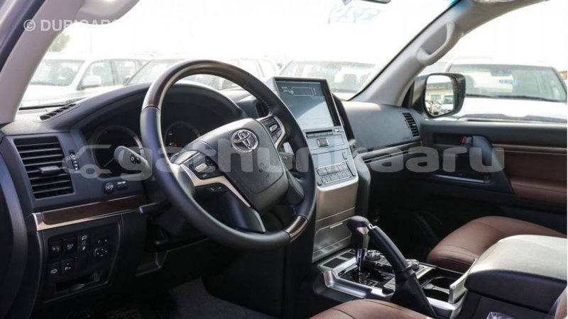 Big with watermark toyota land cruiser baa import dubai 2430