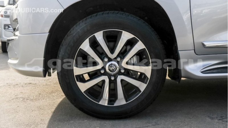 Big with watermark toyota land cruiser baa import dubai 2430