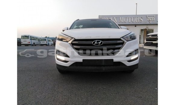 Buy Import Hyundai Tucson White Car in Import - Dubai in Baa Buy Import Hyundai Tucson White Car in Import - Dubai in Baa