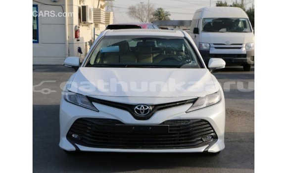 Buy Import Toyota Camry White Car in Import - Dubai in Baa Buy Import Toyota Camry White Car in Import - Dubai in Baa