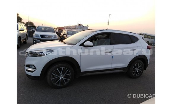 Buy Import Hyundai Tucson White Car in Import - Dubai in Baa Buy Import Hyundai Tucson White Car in Import - Dubai in Baa