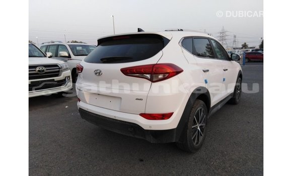 Buy Import Hyundai Tucson White Car in Import - Dubai in Baa Buy Import Hyundai Tucson White Car in Import - Dubai in Baa