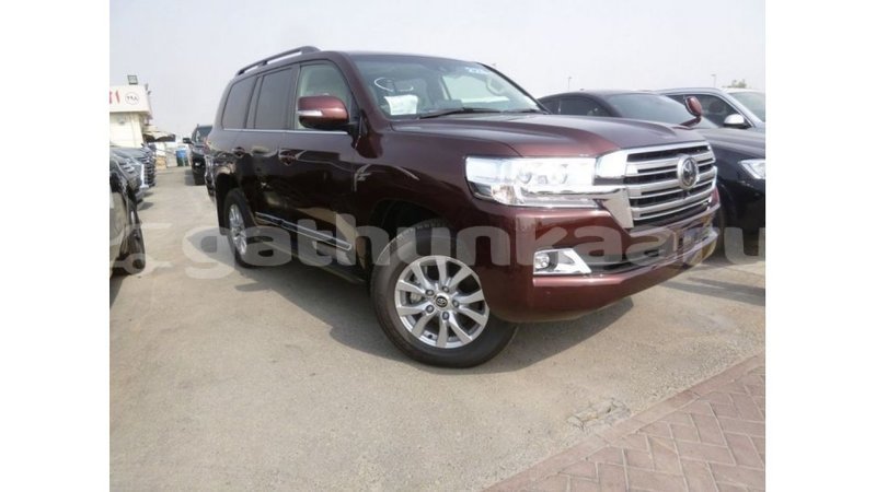 Big with watermark toyota land cruiser baa import dubai 2438