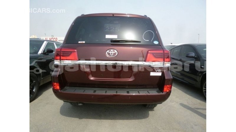 Big with watermark toyota land cruiser baa import dubai 2438