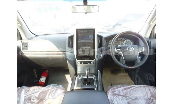 Buy Import Toyota Land Cruiser Black Car in Import - Dubai in Baa Buy Import Toyota Land Cruiser Black Car in Import - Dubai in Baa