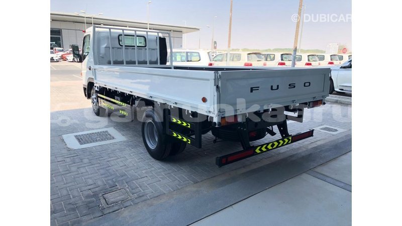 Big with watermark mitsubishi carisma baa import dubai 2441