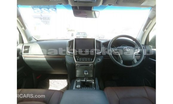 Buy Import Toyota Land Cruiser Red Car in Import - Dubai in Baa Buy Import Toyota Land Cruiser Red Car in Import - Dubai in Baa