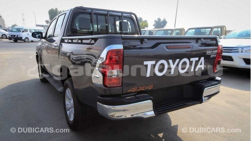 Big with watermark toyota hilux baa import dubai 2450