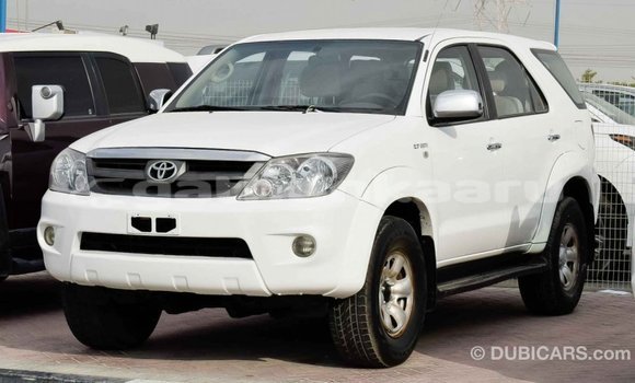 Buy Import Toyota Fortuner White Car in Import - Dubai in Baa Buy Import Toyota Fortuner White Car in Import - Dubai in Baa
