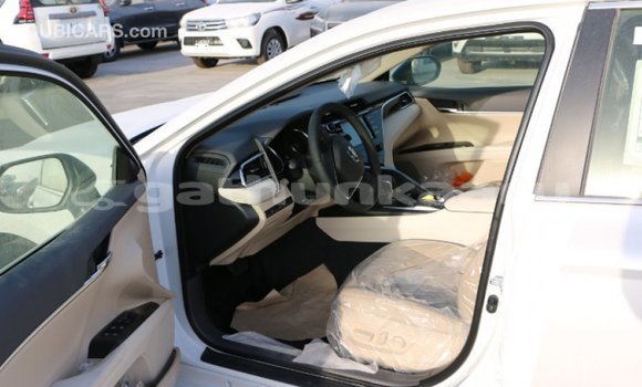 Buy Import Toyota Camry White Car in Import - Dubai in Baa Buy Import Toyota Camry White Car in Import - Dubai in Baa