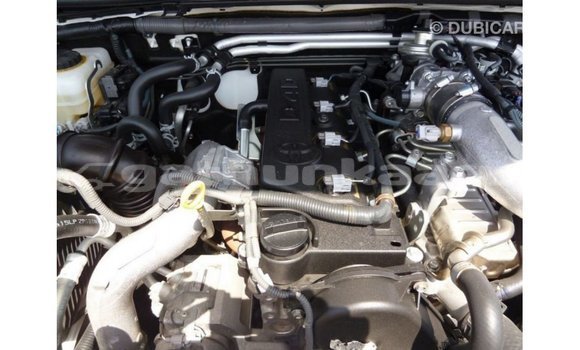 Buy Import Toyota Prado White Car in Import - Dubai in Baa Buy Import Toyota Prado White Car in Import - Dubai in Baa