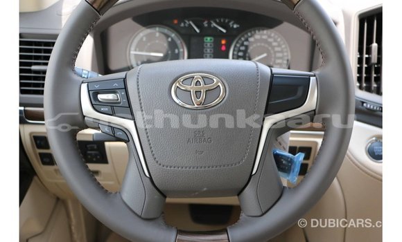 Buy Import Toyota Land Cruiser White Car in Import - Dubai in Baa Buy Import Toyota Land Cruiser White Car in Import - Dubai in Baa
