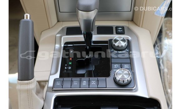 Buy Import Toyota Land Cruiser White Car in Import - Dubai in Baa Buy Import Toyota Land Cruiser White Car in Import - Dubai in Baa