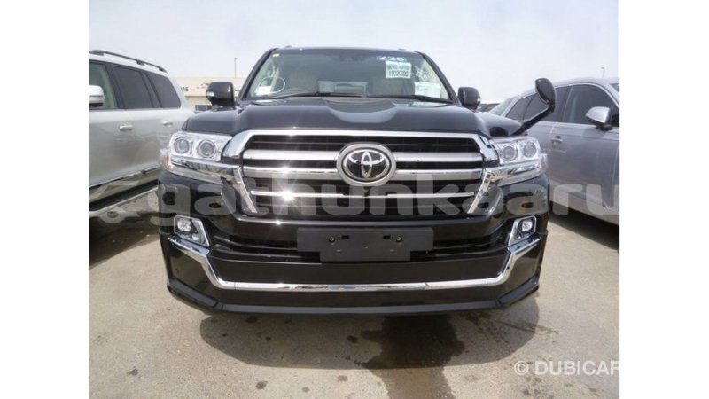 Big with watermark toyota land cruiser baa import dubai 2486