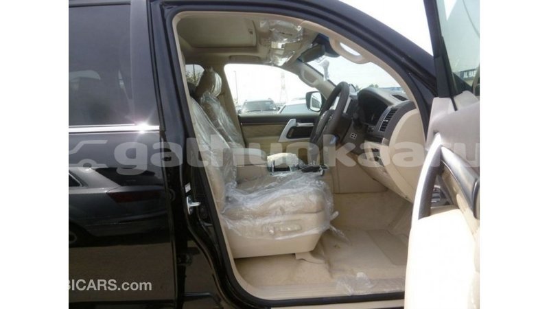 Big with watermark toyota land cruiser baa import dubai 2486