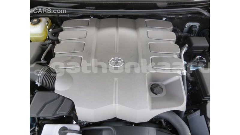 Big with watermark toyota land cruiser baa import dubai 2486