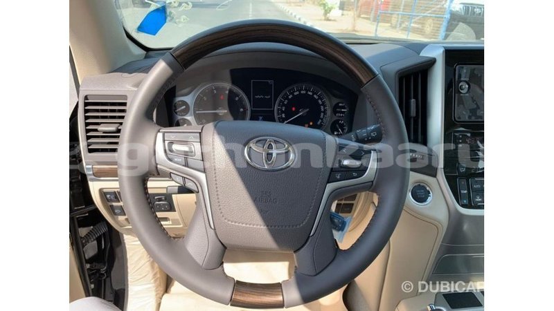Big with watermark toyota land cruiser baa import dubai 2487