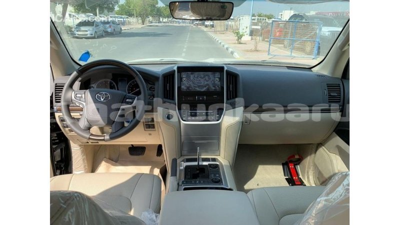 Big with watermark toyota land cruiser baa import dubai 2487