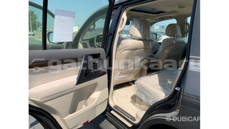 Big with watermark toyota land cruiser baa import dubai 2487