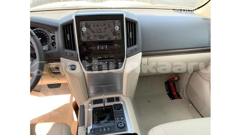 Big with watermark toyota land cruiser baa import dubai 2487