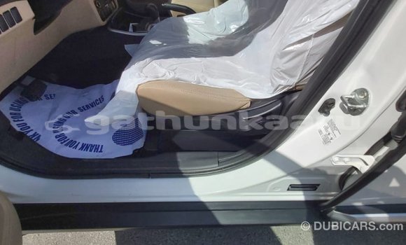 Buy Import Mitsubishi Outlander White Car in Import - Dubai in Baa Buy Import Mitsubishi Outlander White Car in Import - Dubai in Baa