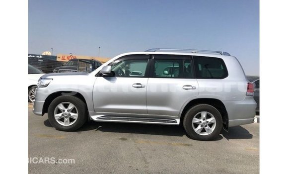 Buy Import Toyota Land Cruiser Other Car in Import - Dubai in Baa Buy Import Toyota Land Cruiser Other Car in Import - Dubai in Baa