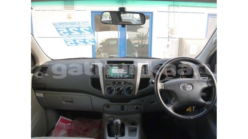 Big with watermark toyota hilux baa import dubai 2492