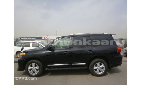 Buy Import Toyota Land Cruiser Black Car in Import - Dubai in Baa Buy Import Toyota Land Cruiser Black Car in Import - Dubai in Baa