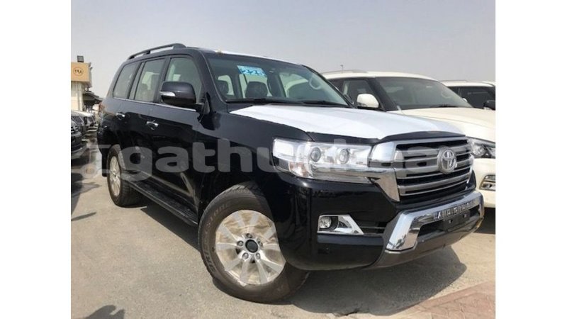 Big with watermark toyota land cruiser baa import dubai 2503