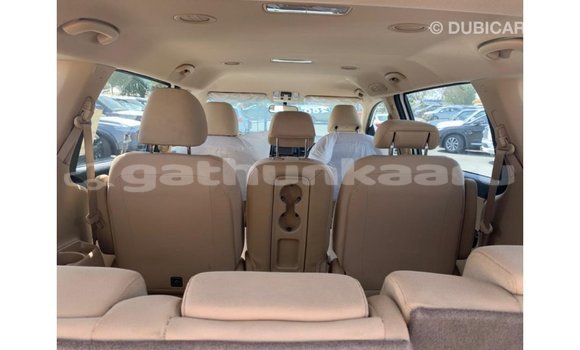 Buy Import Kia Carnival White Car in Import - Dubai in Baa Buy Import Kia Carnival White Car in Import - Dubai in Baa