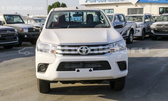Buy Import Toyota Hilux White Car in Import - Dubai in Baa Buy Import Toyota Hilux White Car in Import - Dubai in Baa