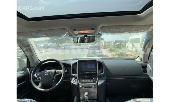 Buy Import Toyota Land Cruiser Black Car in Import - Dubai in Baa Buy Import Toyota Land Cruiser Black Car in Import - Dubai in Baa