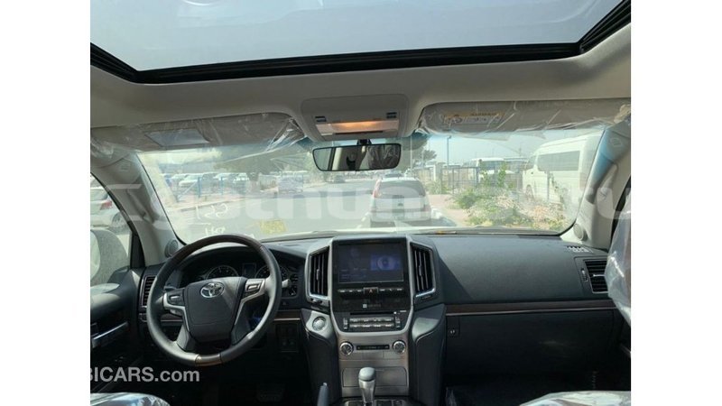 Big with watermark toyota land cruiser baa import dubai 2515