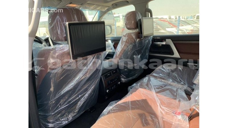 Big with watermark toyota land cruiser baa import dubai 2515