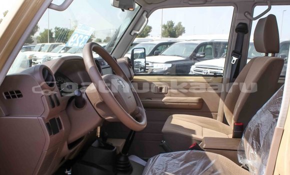 Buy Import Toyota Land Cruiser Beige Car in Import - Dubai in Baa Buy Import Toyota Land Cruiser Beige Car in Import - Dubai in Baa