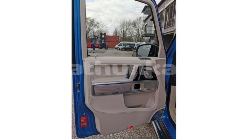 Big with watermark mercedes benz 190 baa import dubai 2527