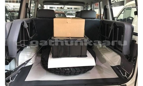 Buy Import Toyota Land Cruiser White Car in Import - Dubai in Baa Buy Import Toyota Land Cruiser White Car in Import - Dubai in Baa