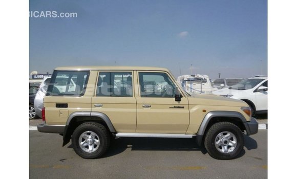 Buy Import Toyota Land Cruiser Beige Car in Import - Dubai in Baa Buy Import Toyota Land Cruiser Beige Car in Import - Dubai in Baa