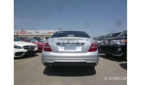 Buy Import Mercedes-Benz 200 Other Car in Import - Dubai in Baa Buy Import Mercedes-Benz 200 Other Car in Import - Dubai in Baa